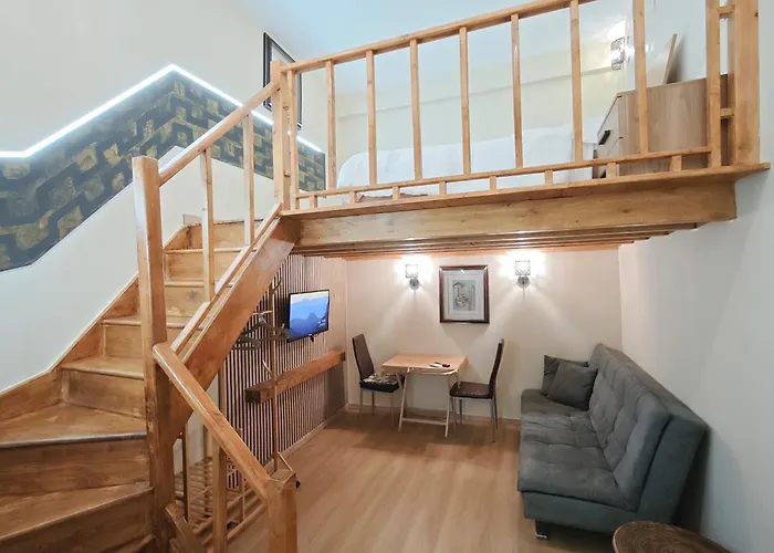 Dal Monsingore Apartment