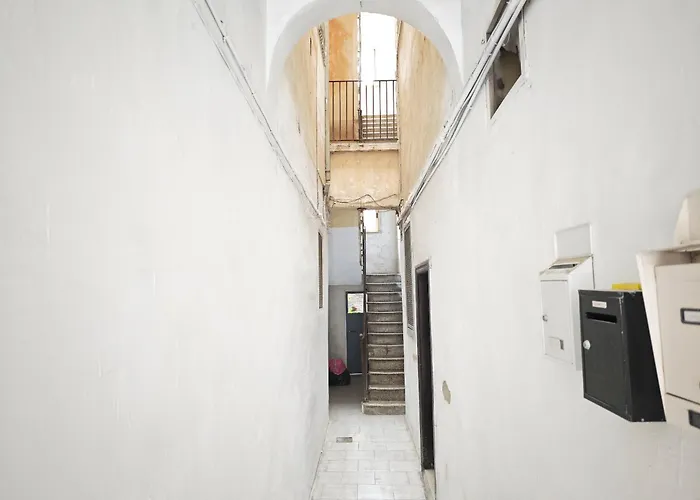 Dal Monsingore Apartment *