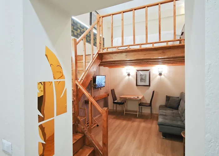 Dal Monsingore Apartment